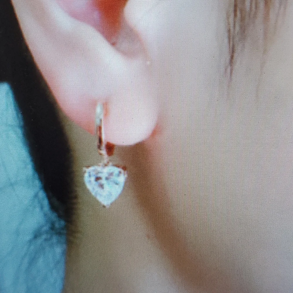 New 18k Rose Gold Plated Diamond Heart Drop Hoop Earrings - Picture 5 of 6